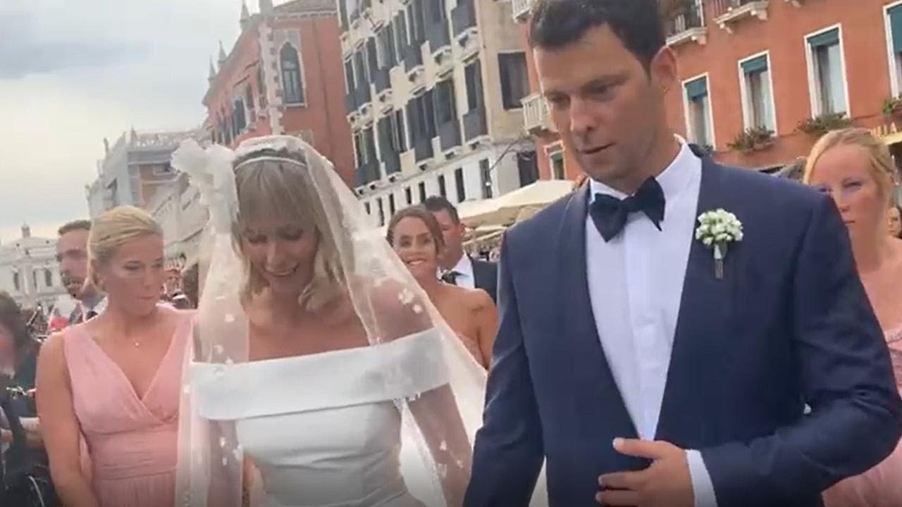 Venezia, Federica Pellegrini e Matteo Giunta a passeggio dopo il 