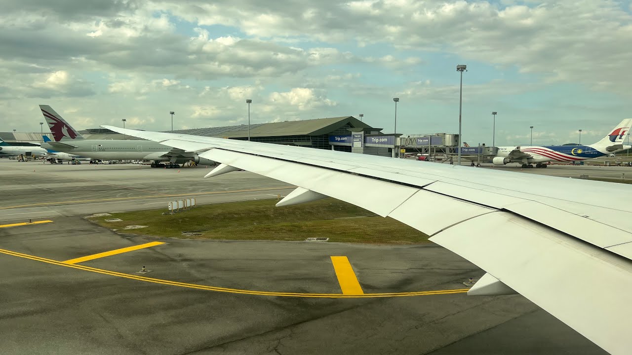 Boeing 787 Powerful Takeoff from Kuala Lumpur International Airport” ✈️🇲🇾