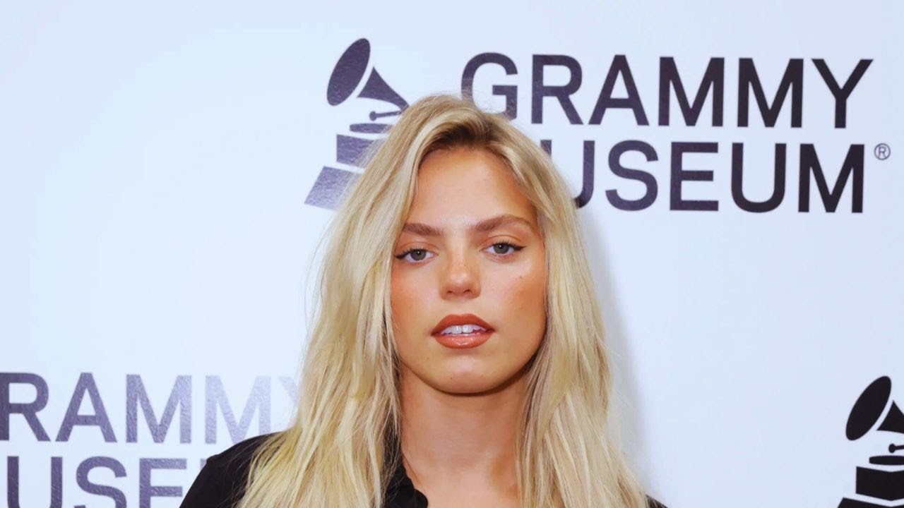 Reneé Rapp Slams Betty Who's "Lesbophobic" Comments on Sexuality
