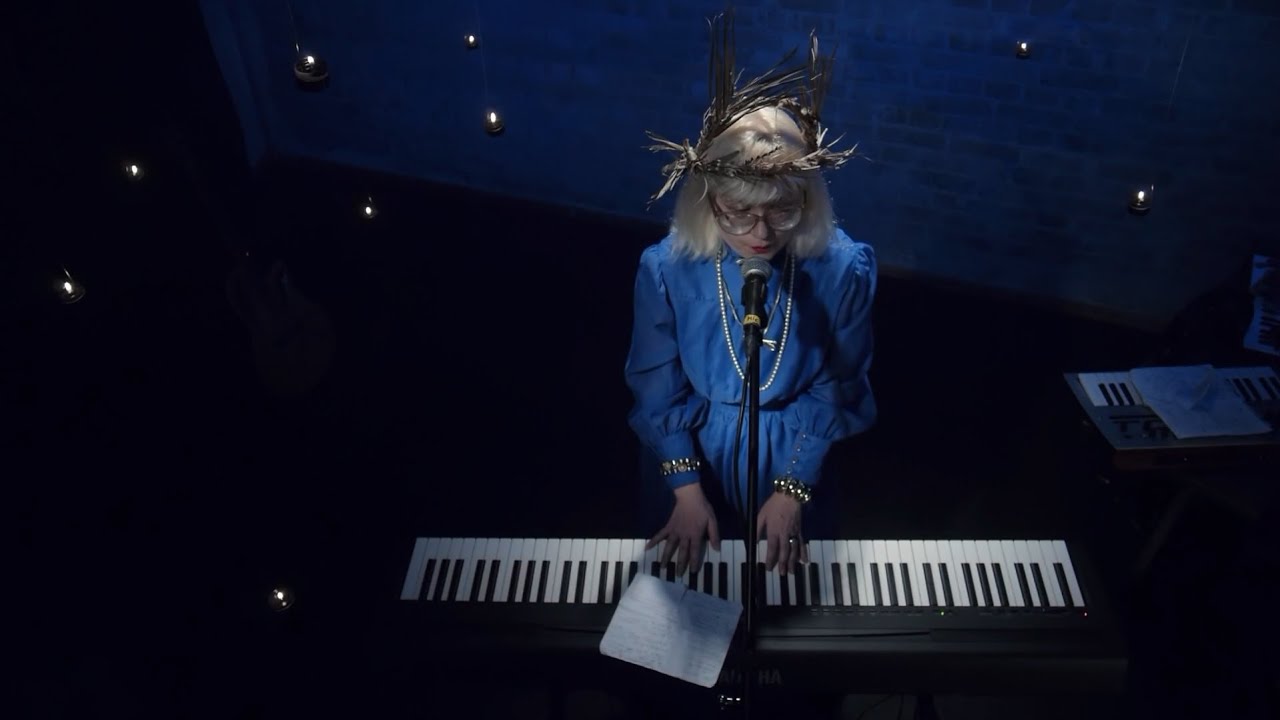 Mary Ocher - For All We Know (The World May End Tomorrow) (live at Orange 'ear)