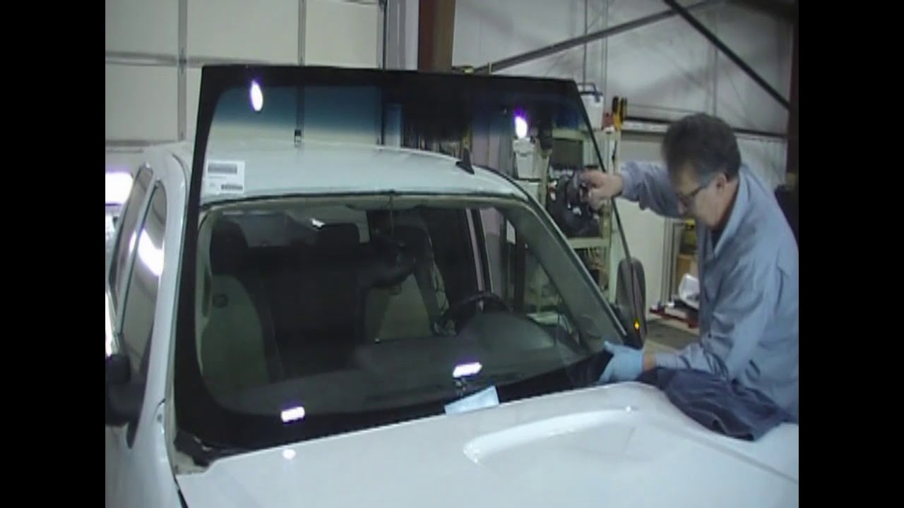 Setting Mate One person windshield  setting tool and windshield  removing tools.