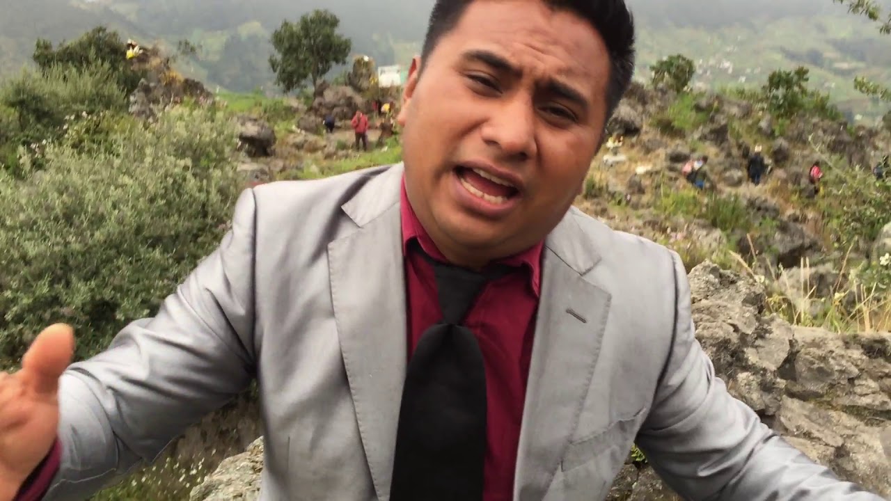 Cantante Elías Ruíz Espiritu Santo Ayudame