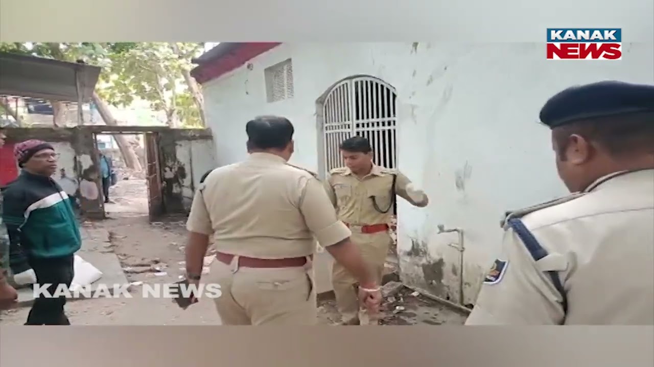 ପୋଷ୍ଟ ଅଫିସ୍&zwnj;ରୁ ତାଲା ଭାଙ୍ଗି ଲୁଟ୍&zwnj; | Post Office Robbery: Cash Stolen From Treasury In Boudh