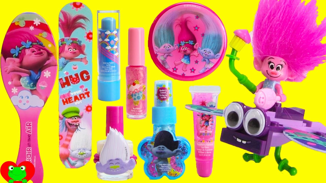 Trolls Poppy GIANT Cosmetics Kre-O Like Legos Set and Surprises