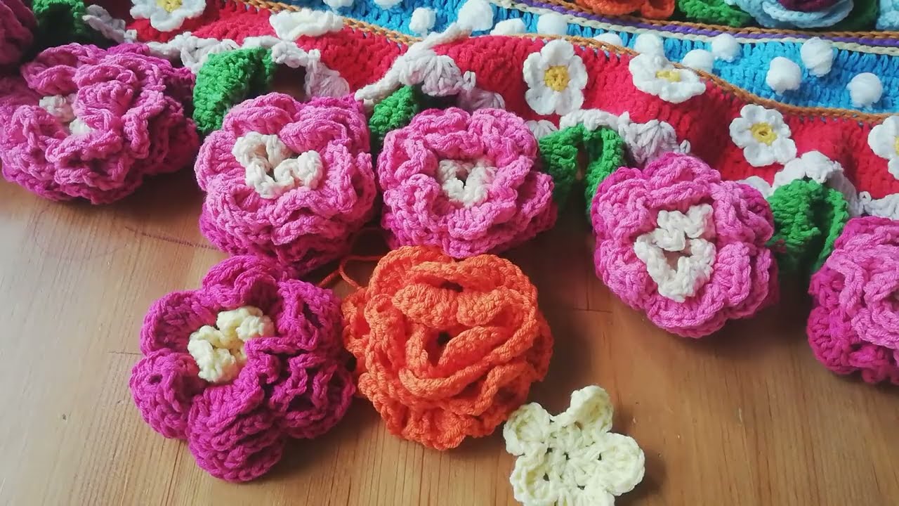 adında shawls flowers.. tığ işi papatya ve gül yapımı