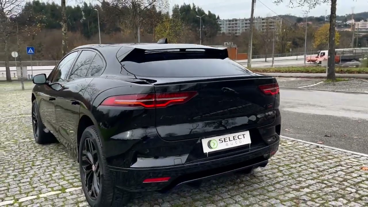 Jaguar I-Pace EV400 AWD Black