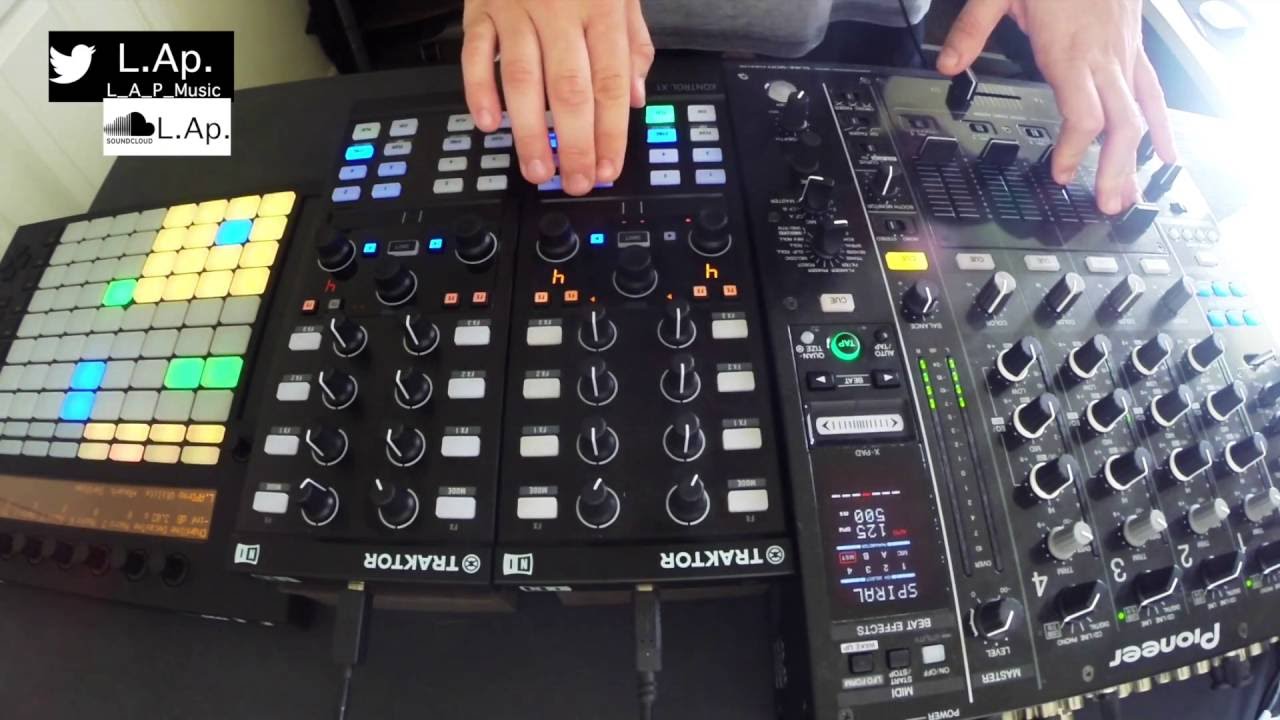 Techno, minimal, live mix September 2016 by L.A.p + tracklist