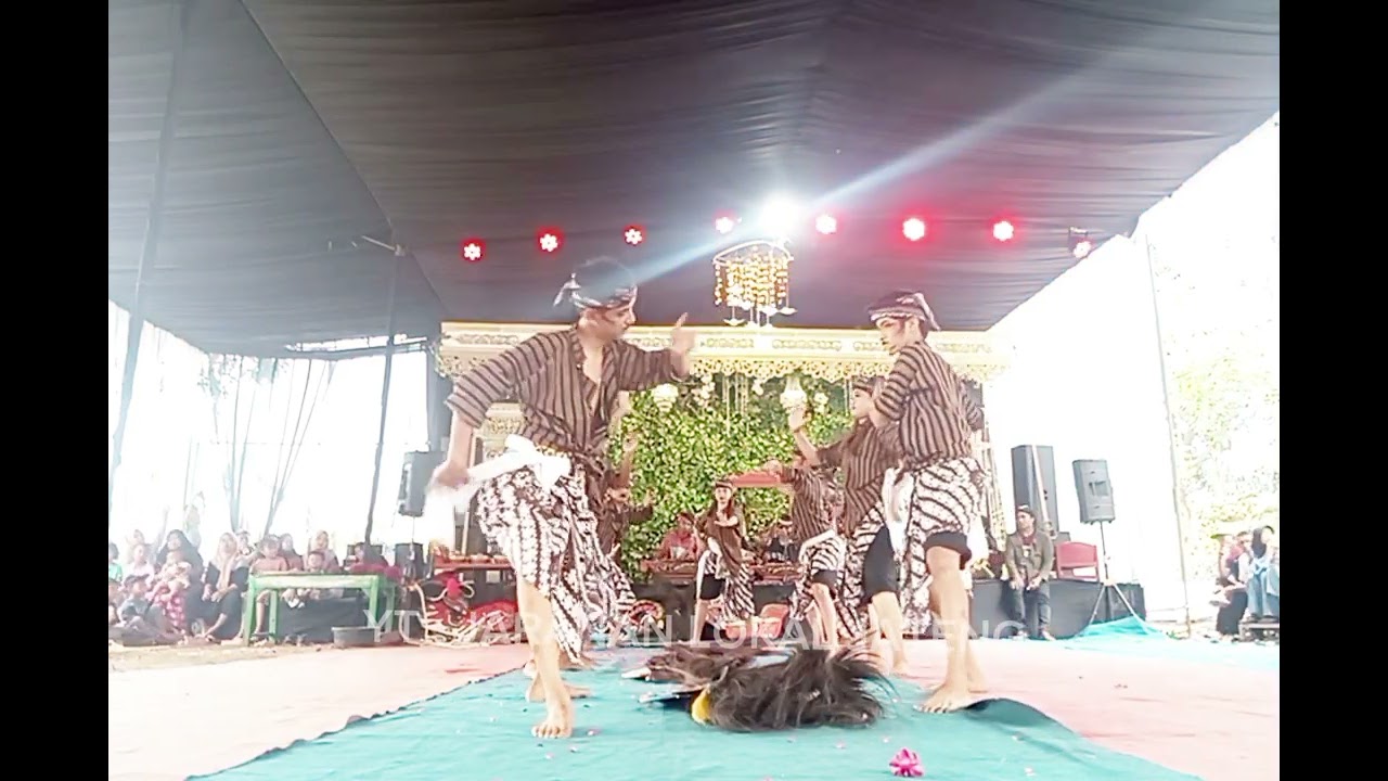 JARANAN KLASIK *SATRIO TIRTO YUDHO* BANYUBIRU LIVE IN KESENENG SUMOWONO