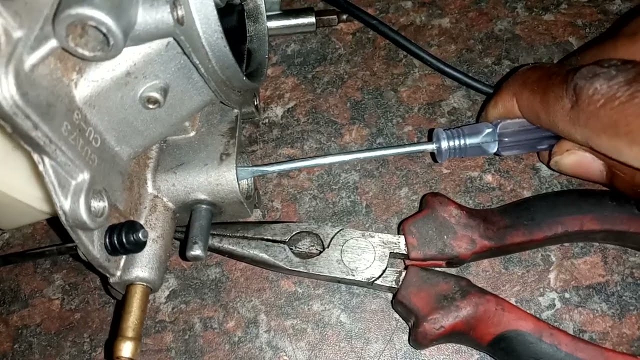 how to adjust your flow bowl screw on your mk1 Golf carburetor