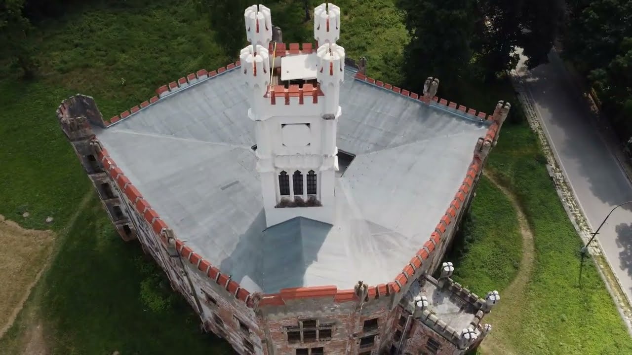 DJI Mini 2 - Česk&yacute; Rudolec Castle - Drone 4K video