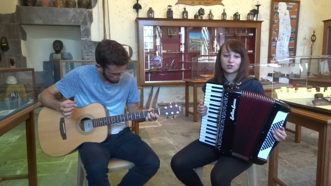 UN HOMME DEBOUT - Claudio Capeo (Floriane et Ludovic)