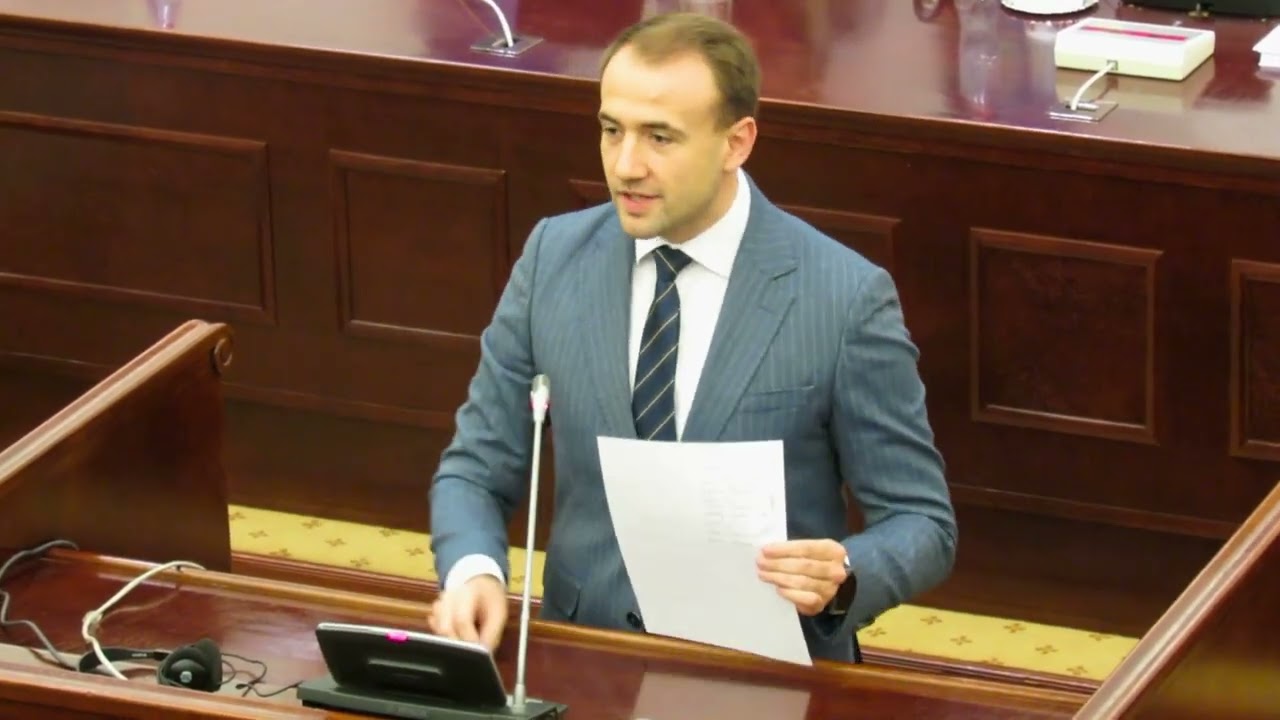Stojanovski MP (VMRO-DPMNE) and Bitiki (SDSM) in debate Constitutional Court