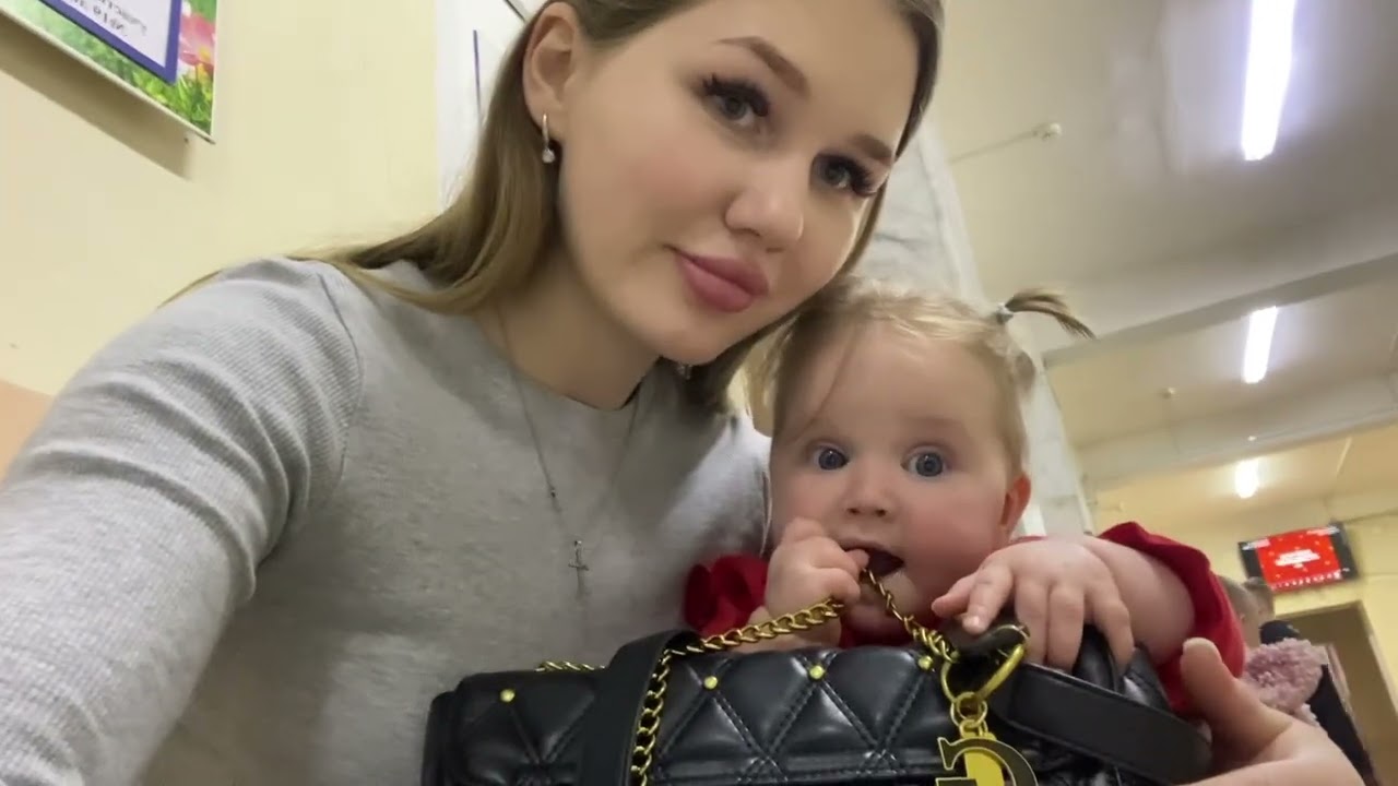 ВЛОГ.Сделала ногти и ресницы 💅|Гуляем по магазинам 🛍️🛒