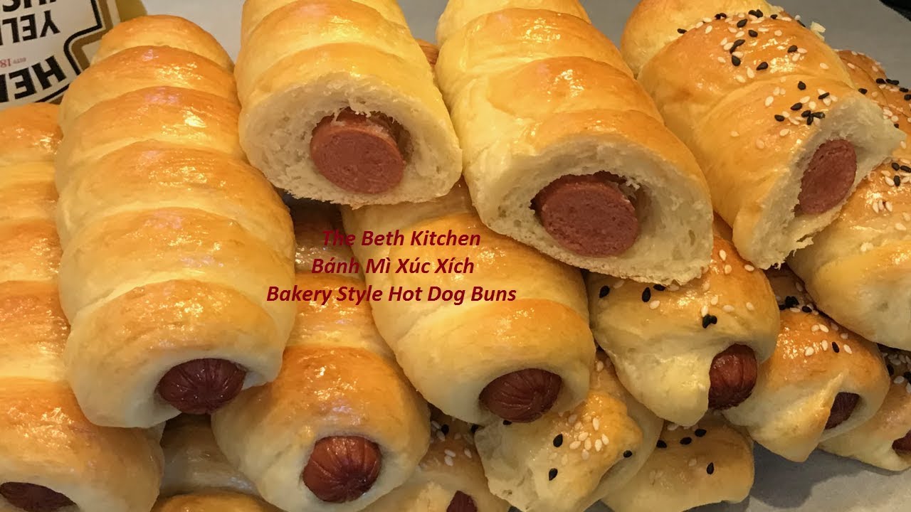 Super Soft Bakery Style Hot Dog Buns _ Banh Mi Hot Dog