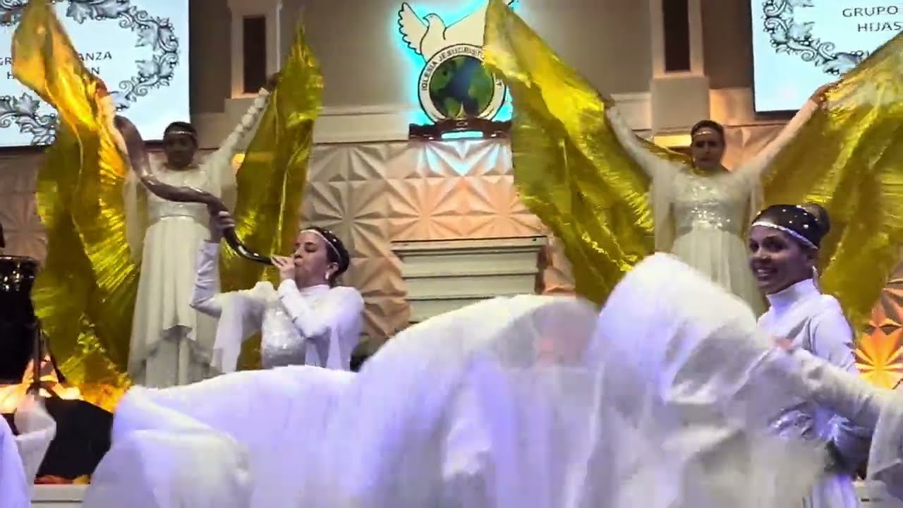Danza EL SANTO .  DE CITA CON EL PADRE . Ministerio de danza Hijas de Sion .