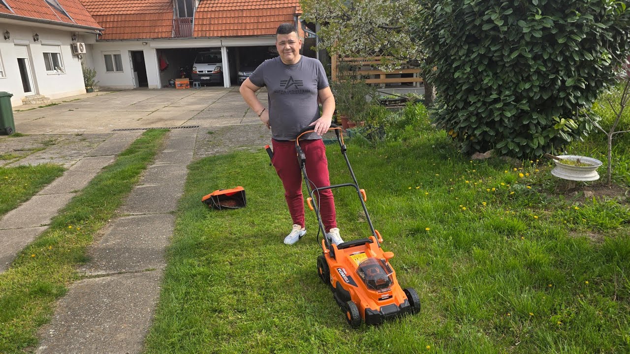 MOJA NOVA AKUMULATORSKA KOSILICA VILLAGER 3740 VILLY FUSE