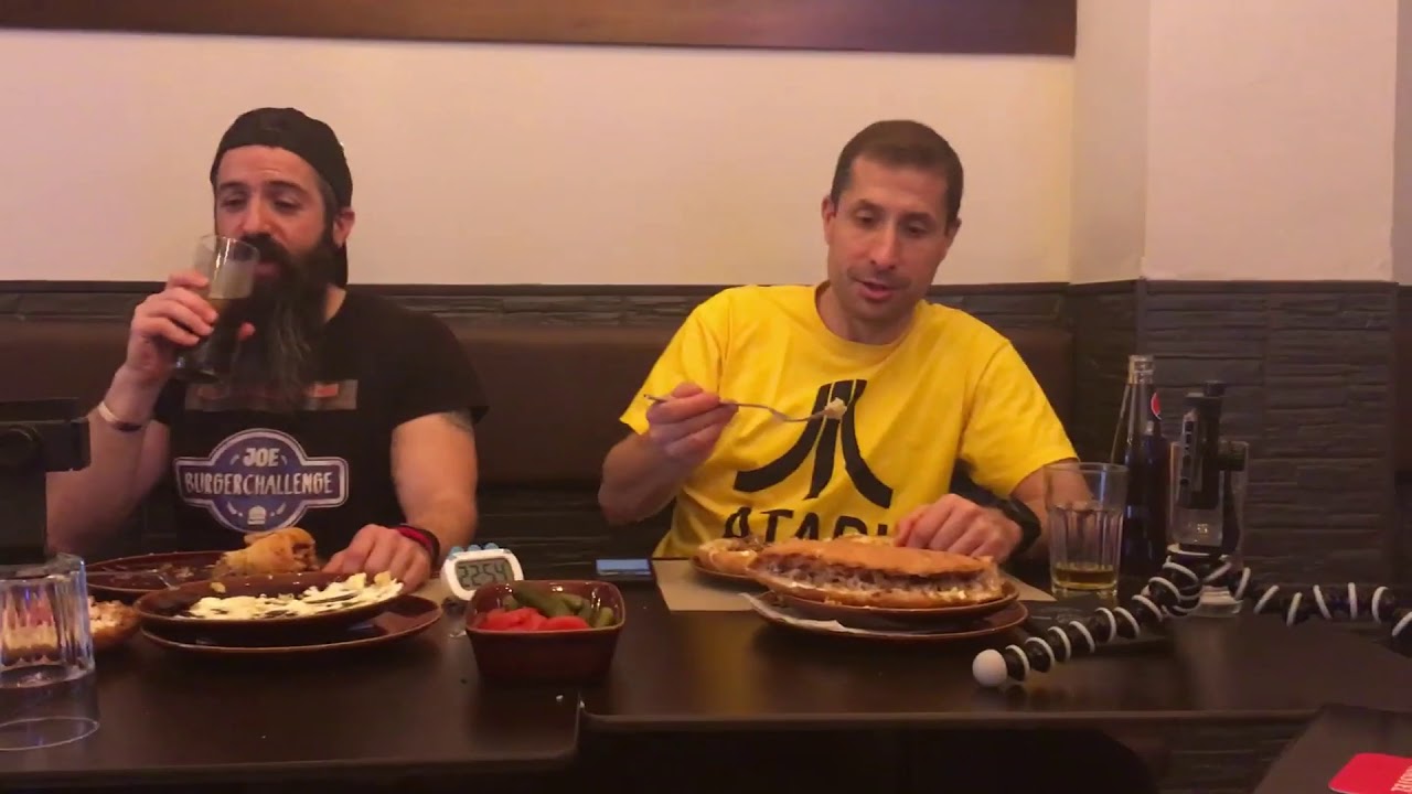 Joe Burguerchallenge, Dave Cheats y Mandel vs Food en Bufalo Grill Vilamarxant
