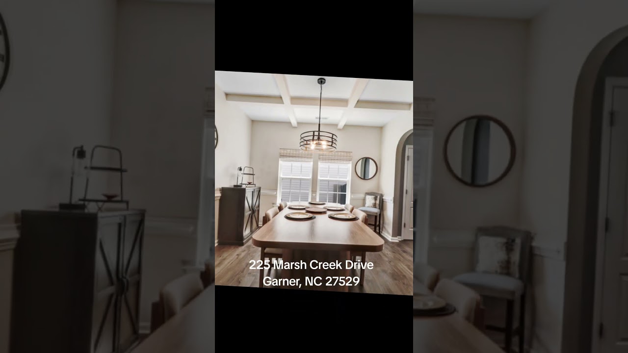 🏡 Welcome to 225 Marsh Creek Drive in Garner. This Craftsman-style beauty has everything you need.