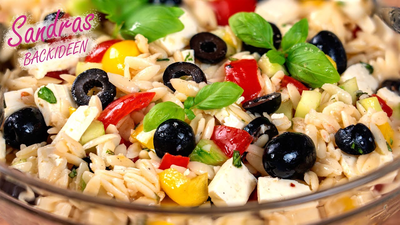 Mediterraner Nudelsalat – Dieser bunte Salat bringt Urlaubsfeeling nach Hause!