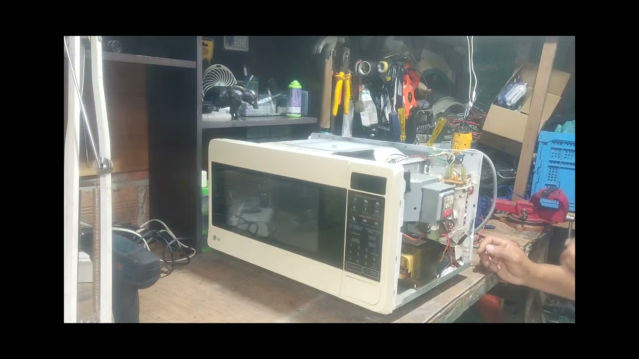 Aprenda a consertar seu microondas 