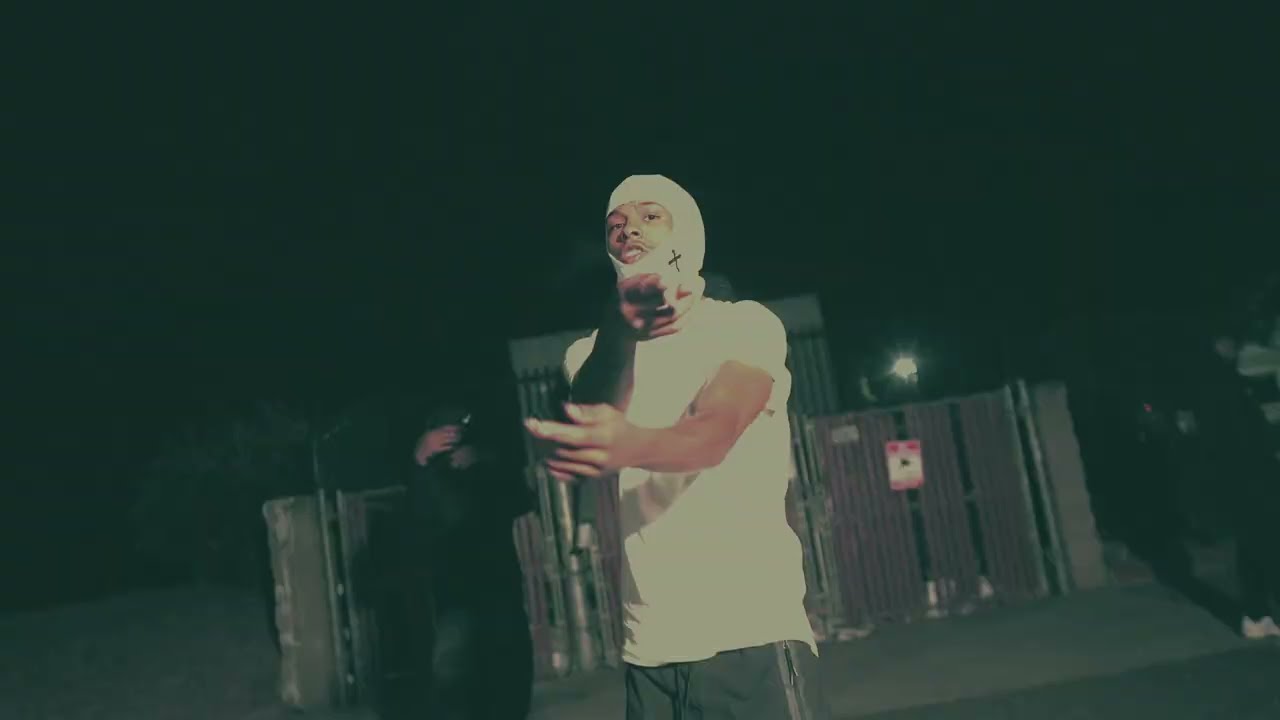 Ebkjublockshotta - &ldquo;Strap yo cleats&rdquo; Dir @tinoshootsum 