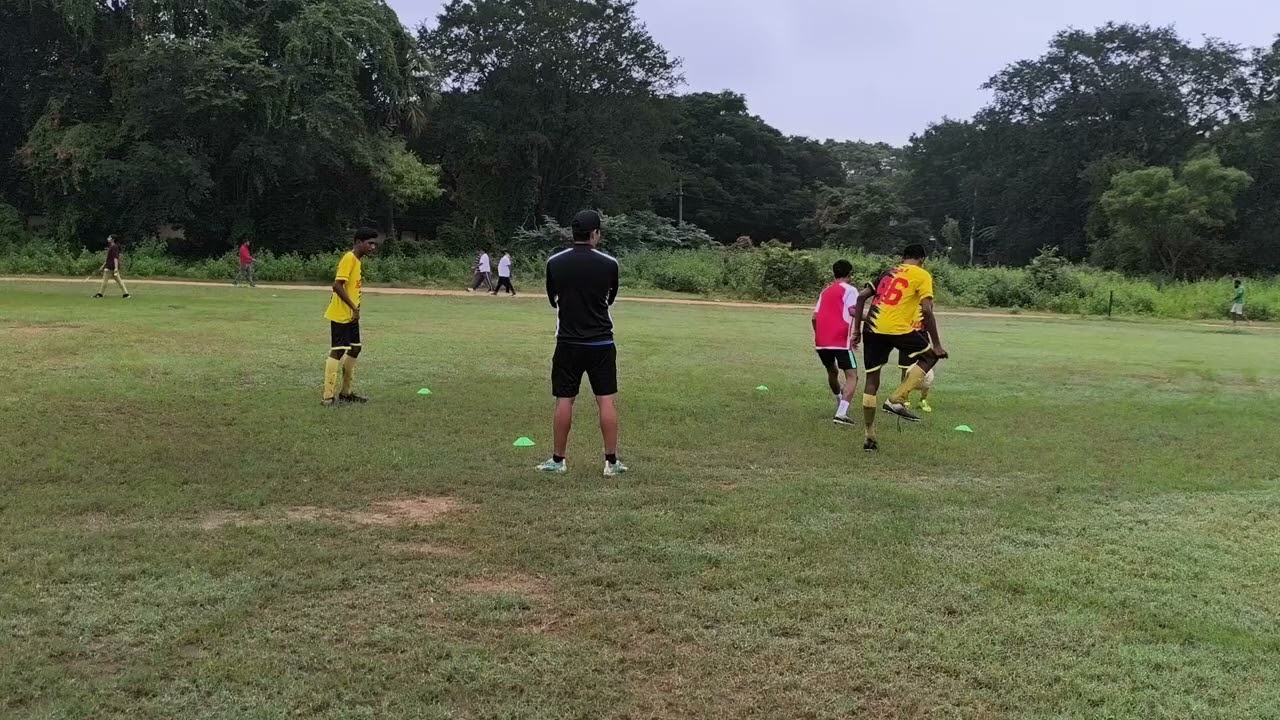 ⚽😘 DEFENDING Training session 78-3|| 13yr Twins 