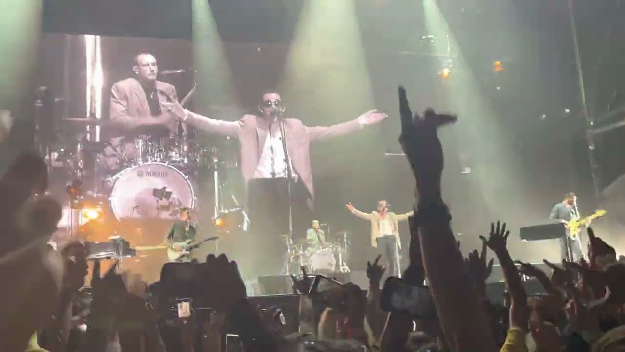 The1975 Opening~If Yo'ure  Too Shy(Let Me Know) Summer Sonic Osaka 8/21/2022