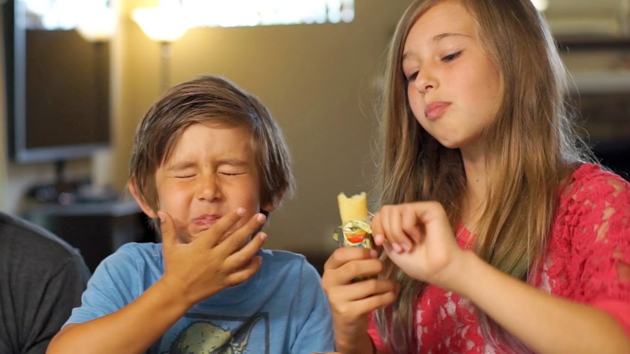 Snack Review w/Josh Darnit, Evancredible & Johnnamazing! Munchpack & Go Gourmet
