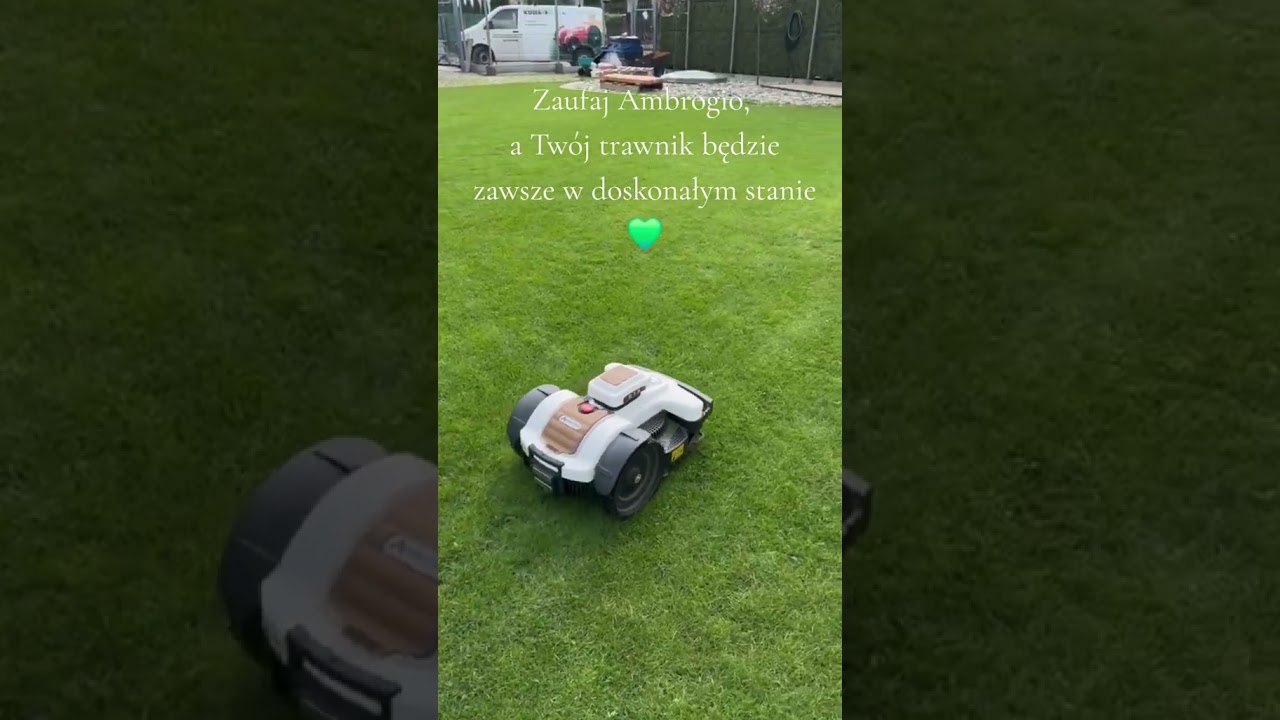 Zaufaj Ambrogio - robot koszący z Włoch #włochy #robot #robotkoszący #ogrodnictwo #technologia