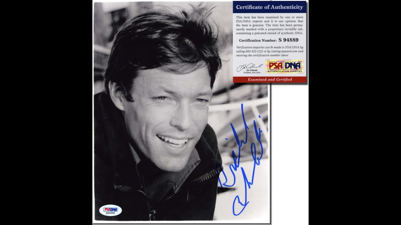 RICHARD CHAMBERLAIN Hand Signed 8x10 - PSA/DNA - UACC RD#289