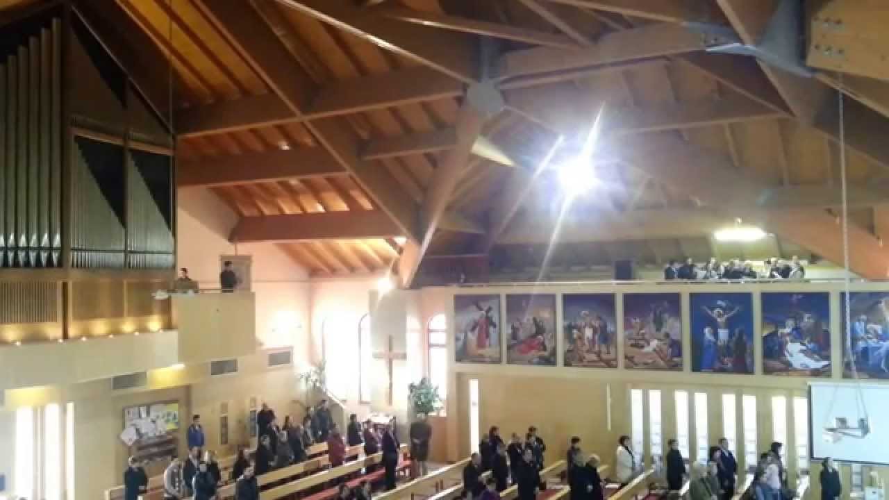 Ivan Bosnar i Zbor župe Kraljice apostola Zapre&scaron;ić: Slava 1.11.2014.