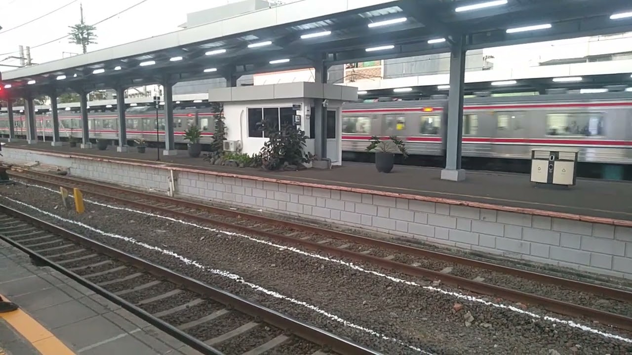 STASIUN DURI #shortsvideo #terbaru2024 #stasiunduri #shortsfeed #youtubeshorts