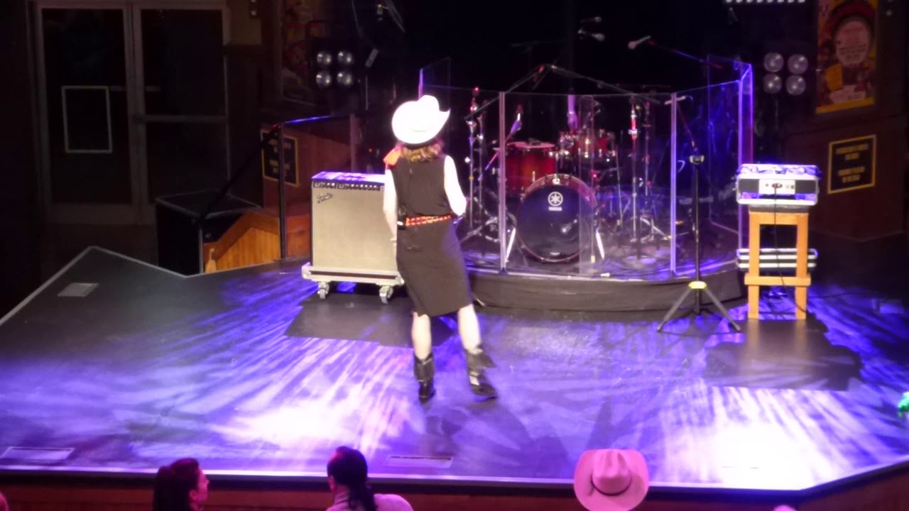 INTOXICATING Line Dance (Démo) - Séverine Moulin Billy Bob's