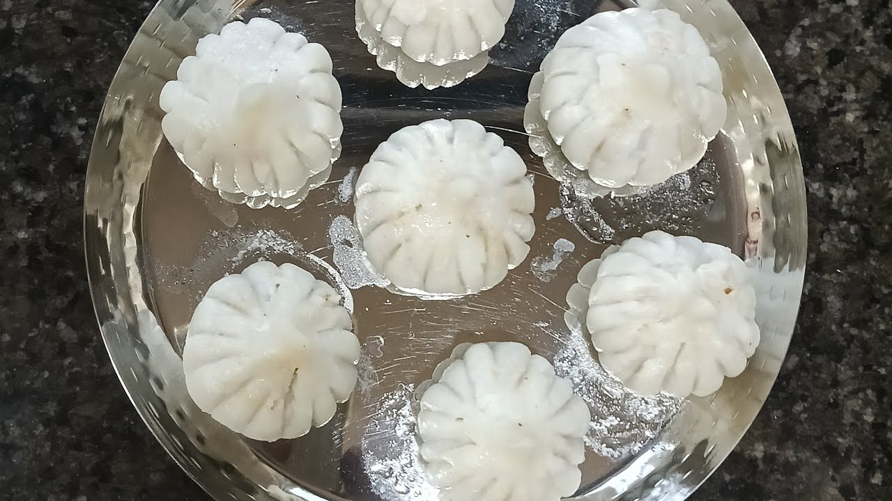 सोप्या पद्धतीचे उकडीचे मोदक 