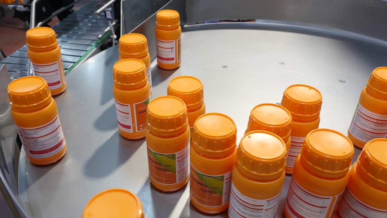 Wrap-around Labeling Machine by Tadbik Systems