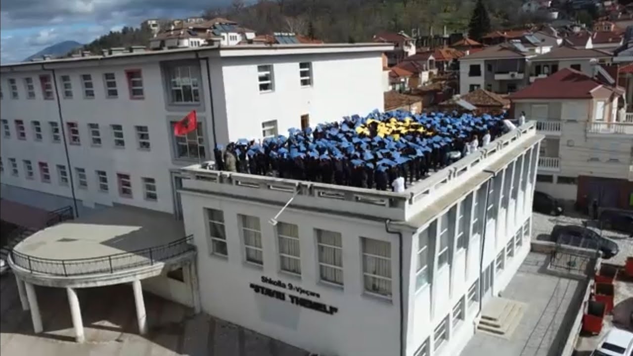 GEZUAR KOSOVE 17 SHKURTIN , 18 VITE PAVARESI !