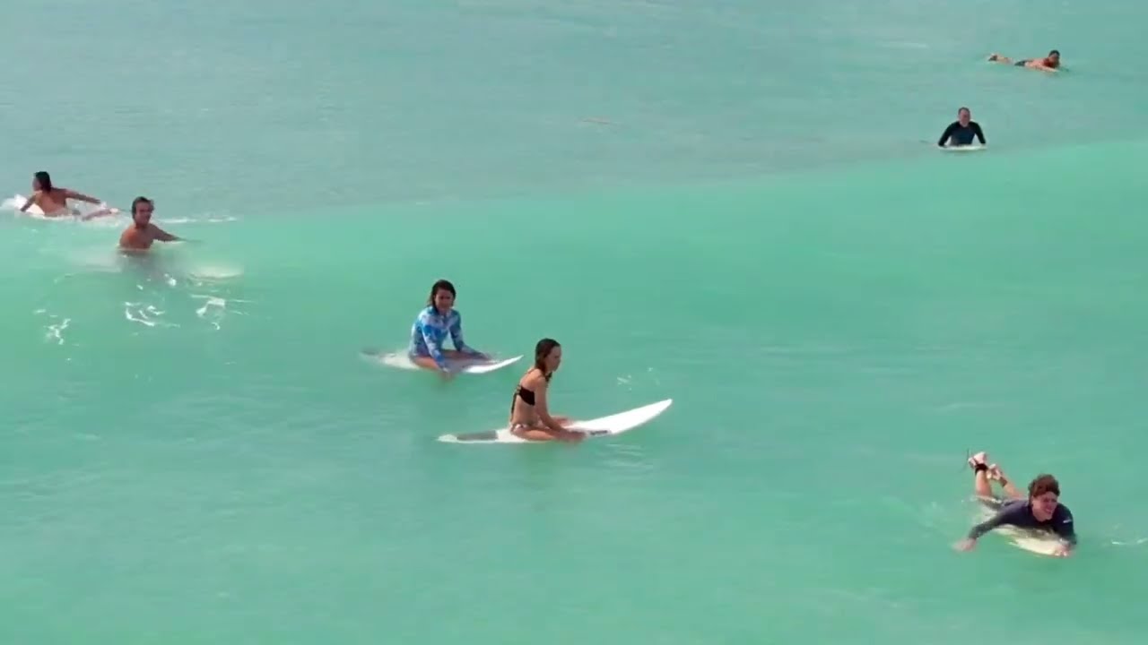 Surfers @ Playa Coson