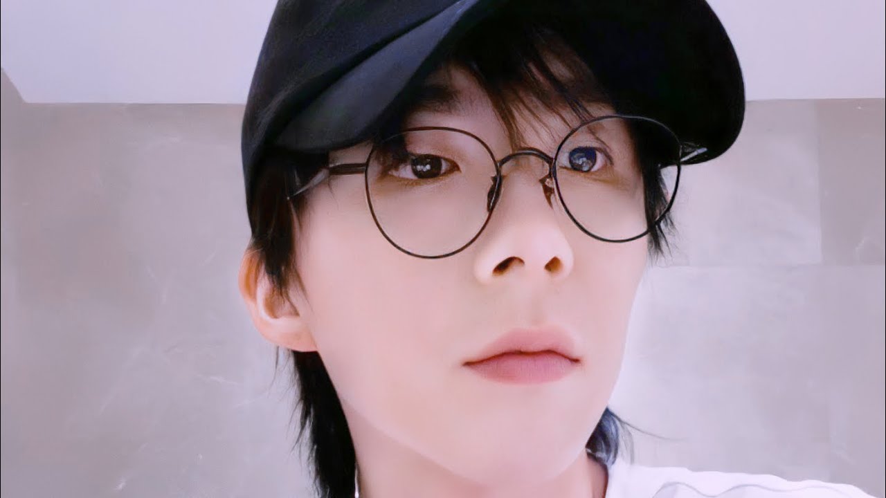 03/22/2021摩登兄弟刘宇宁微博直播回放承诺过带我们看海景的刘老板带着“奇妙的惊喜”又来给惊喜了！