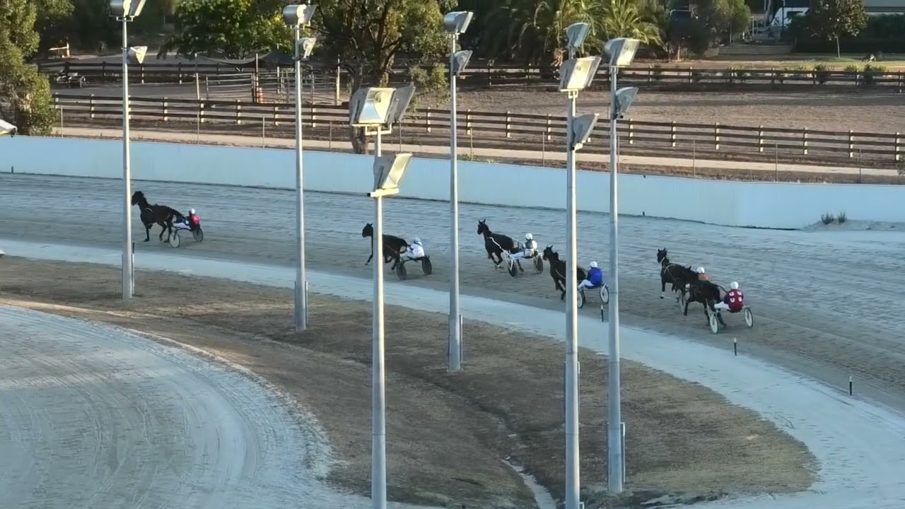 Trial 4   9 2 26  TR NR 30 49   2,150m  Mobile