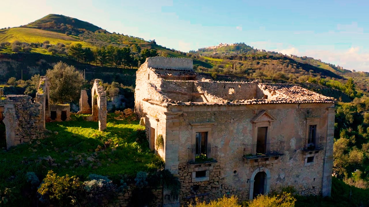 Frammenti di Mineo | Villa Santa Margherita