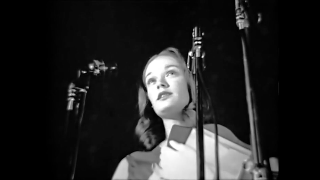Elizabeth Hartman 