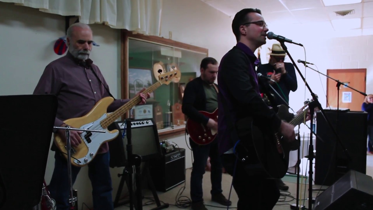 Chris Crown and The Get Down Band live at the Thunder Bay Folk Festival Spring Fling 2017