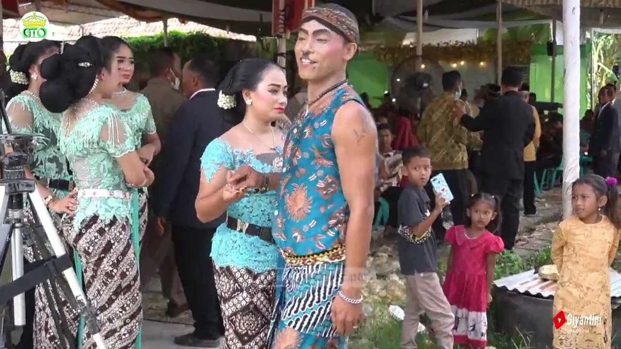 GIYANTINI CS PENTAS DI TEMPAT MBAK LASTRI CILIK // FULL SIANG