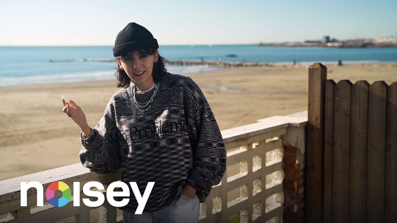 Due giorni con Ariete, dalle canzoni in cameretta a 'Specchio' e i sold out | Noisey Meets