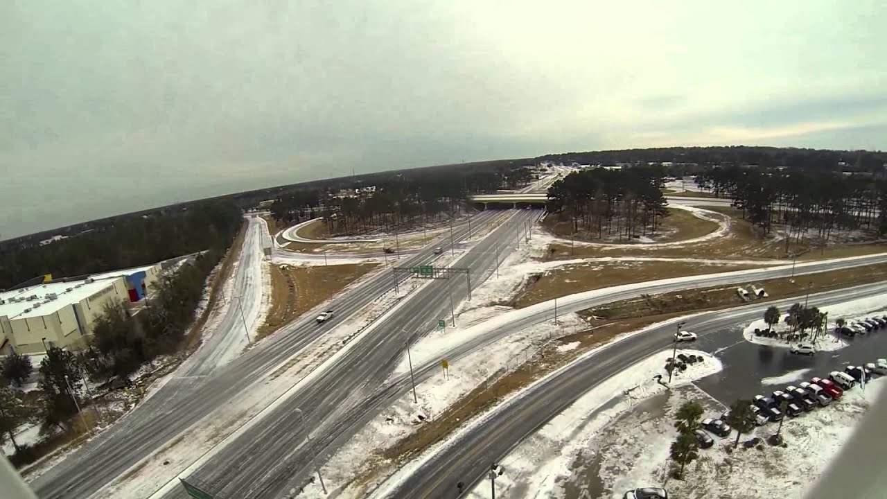 Aerial view of icy roads in Mobile, AL