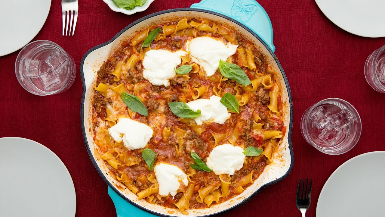 Lasagna Skillet Pasta &bull; Proper Tasty