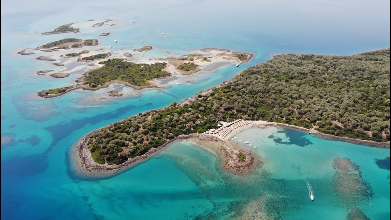 &Lambda;&iota;&chi;&alpha;&delta;&omicron;&nu;ή&sigma;&iota;&alpha; &Mu;&epsilon; &Kappa;&alpha;&gamma;&iota;ά&kappa;. Kayak Adventure at Lichadonisia Greece