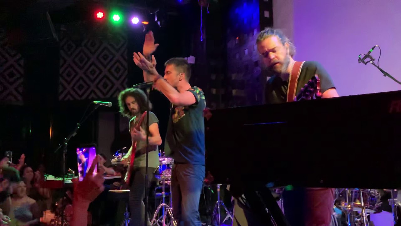VETUSTA MORLA - Valiente (New York)