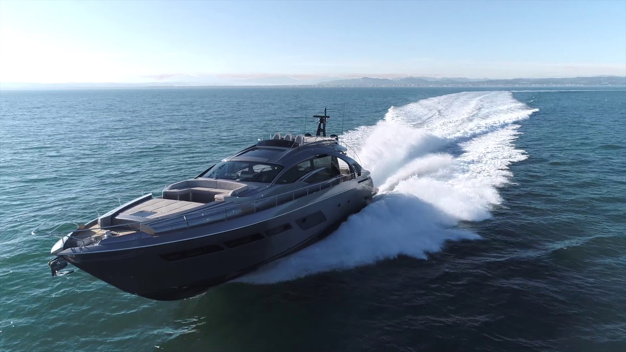 Luxury Yacht - Pershing 8X - Ferretti Group