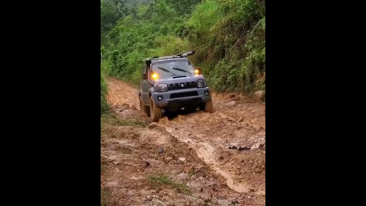 Suzuki Jimny camino a la Cascada la Gloria, Manglarito, Provincia de Panam&aacute; Oeste #shorts